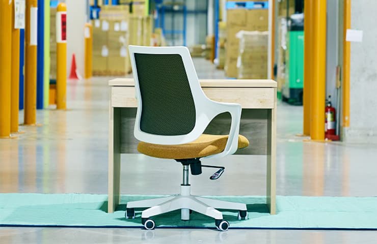 奨学家具